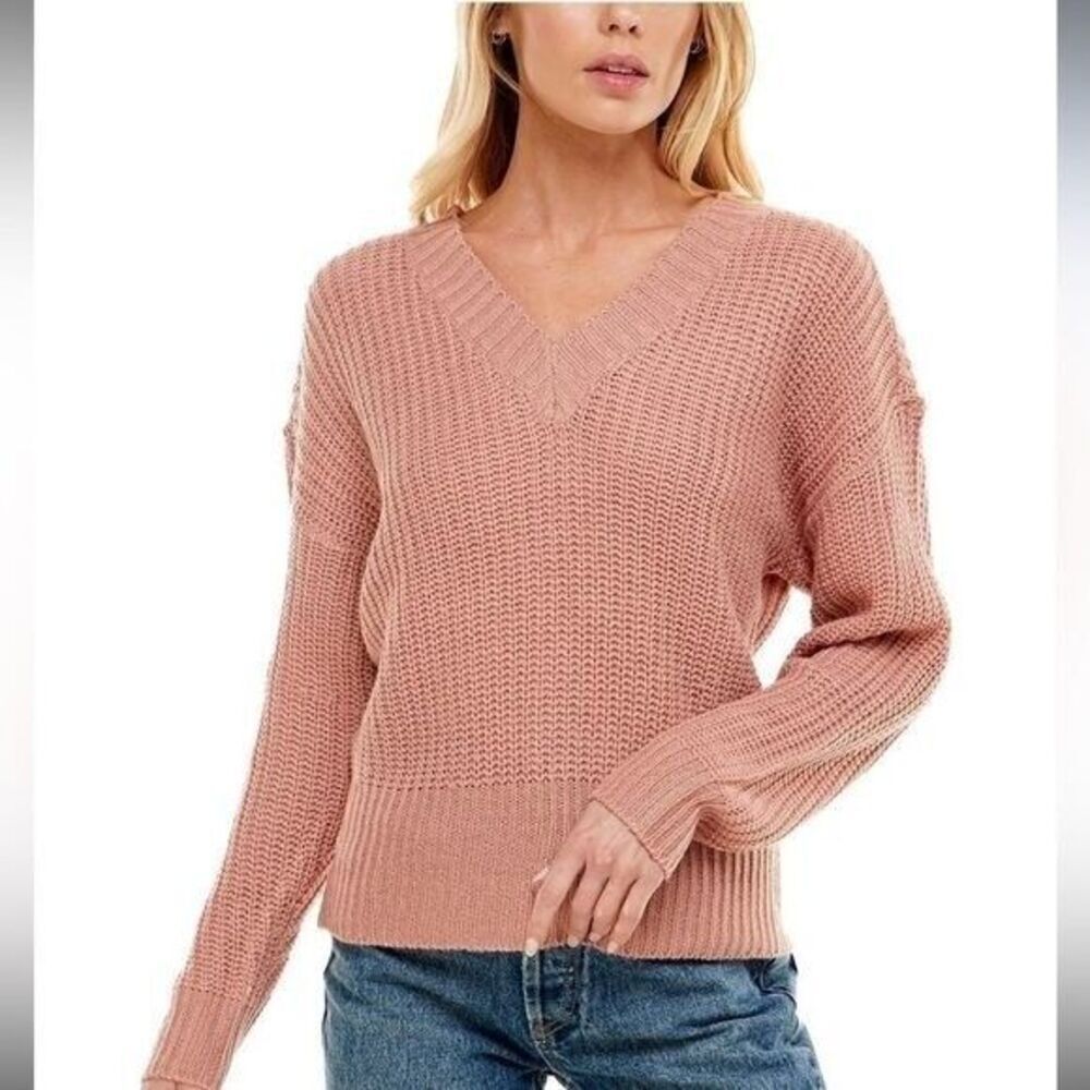NO COMMENTJuniors' Ikeddi V-Neck Tie-Back Sweater size M cameo brown